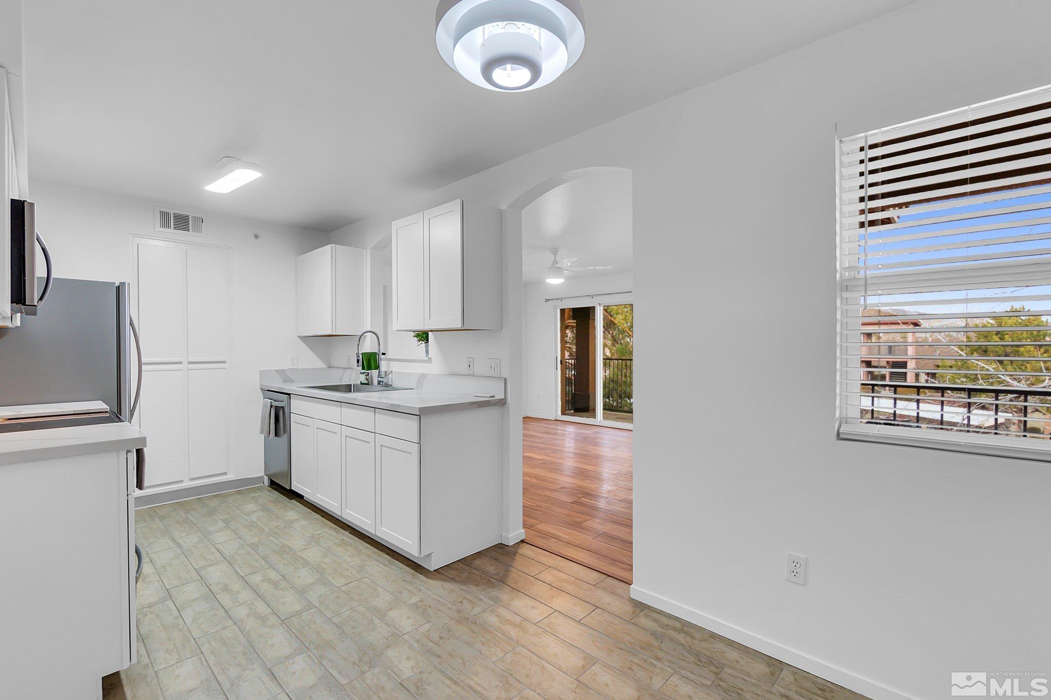 6850 Sharlands Avenue, Unit R2098 Reno, NV 89523 - Photo 8 of 34 Photo 8