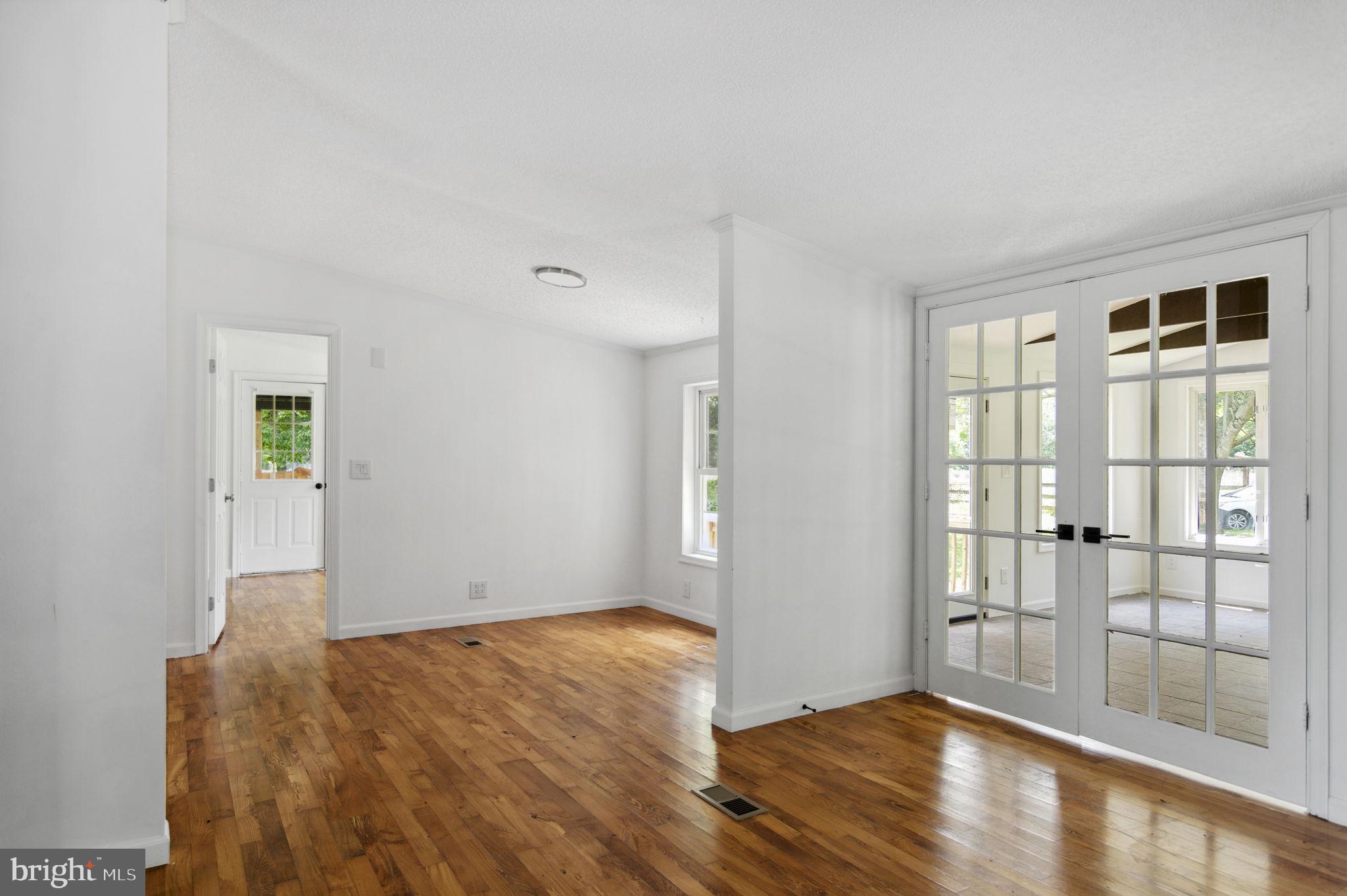 12067 Salem Church Road King George, VA 22485 - Photo 10 of 40 Gallery Image 10