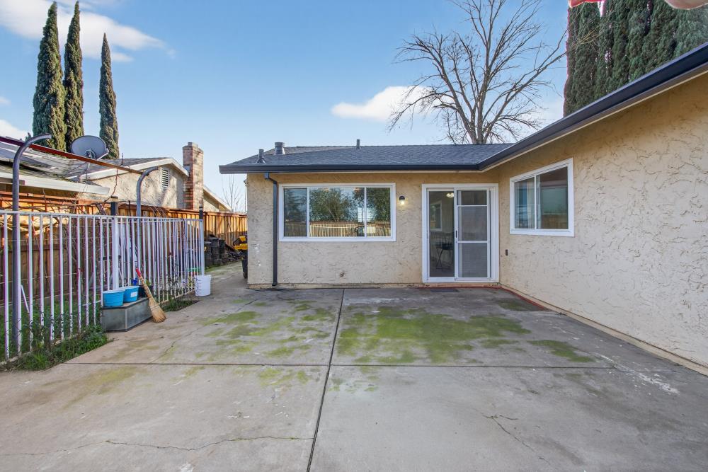 10185 Countryside Way Sacramento, CA 95827 - Photo 35 of 41