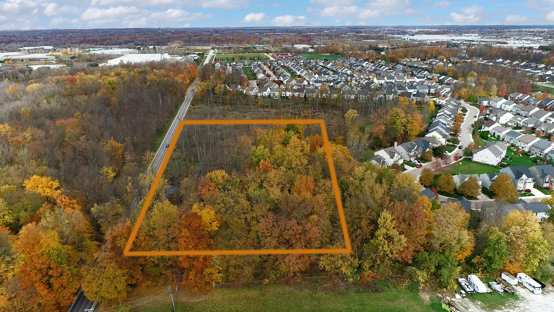 26800 Napier Road Novi, MI 48374 - Photo 8 of 11 The BENEFIT of this Novi 5 Acre Lot (9)