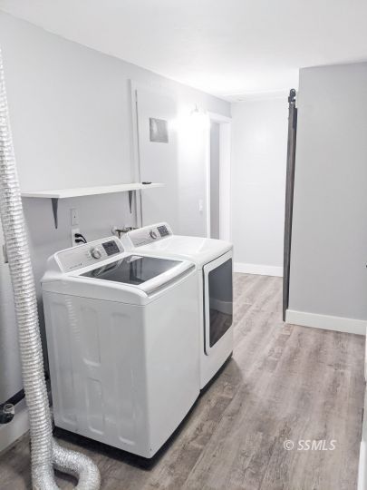237 West Rader Avenue Ridgecrest, CA 93555 - Photo 30 of 37 a utility room with dryer and washer