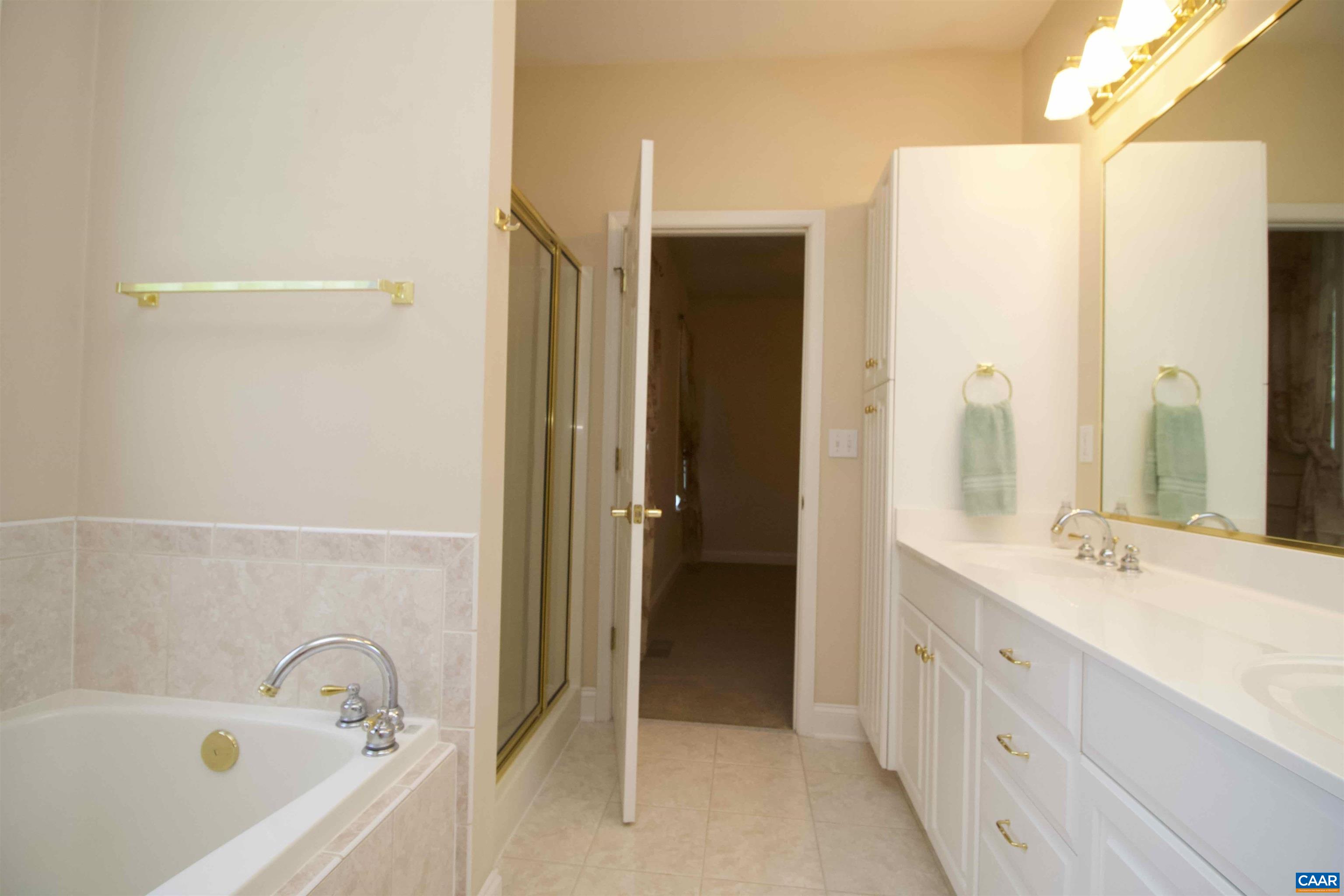 52 Hunters Trail Waynesboro, VA 22980 - Photo 12 of 16