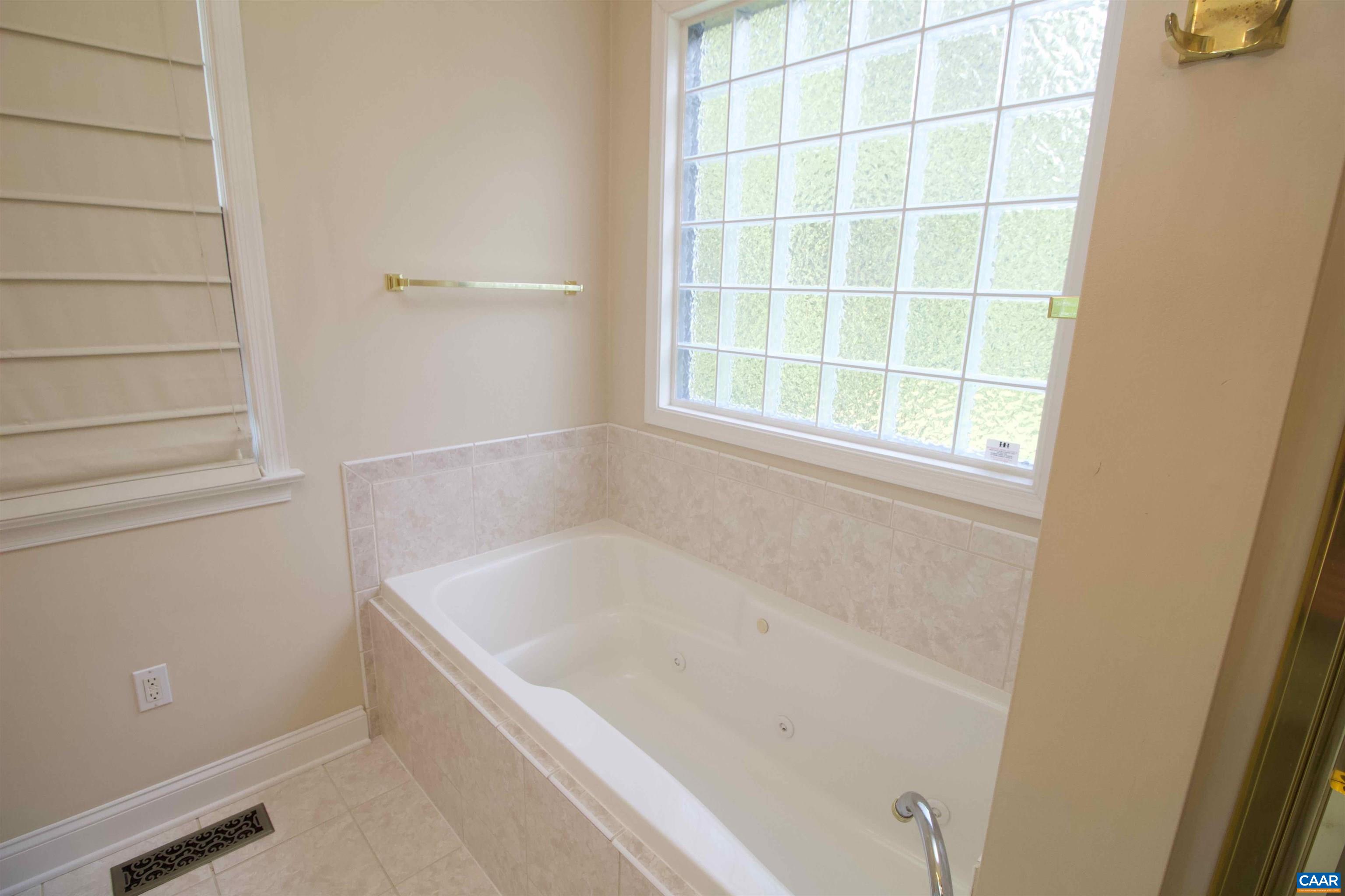 52 Hunters Trail Waynesboro, VA 22980 - Photo 13 of 16