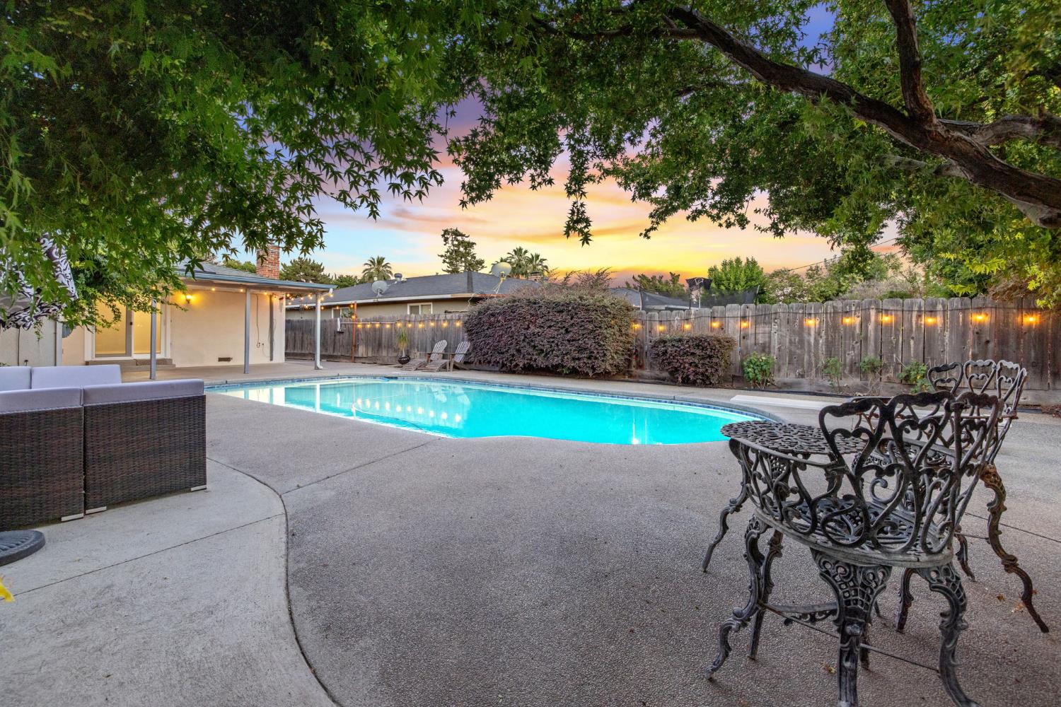 1395 South Rupert Avenue Reedley, CA 93654 - Photo 34 of 45