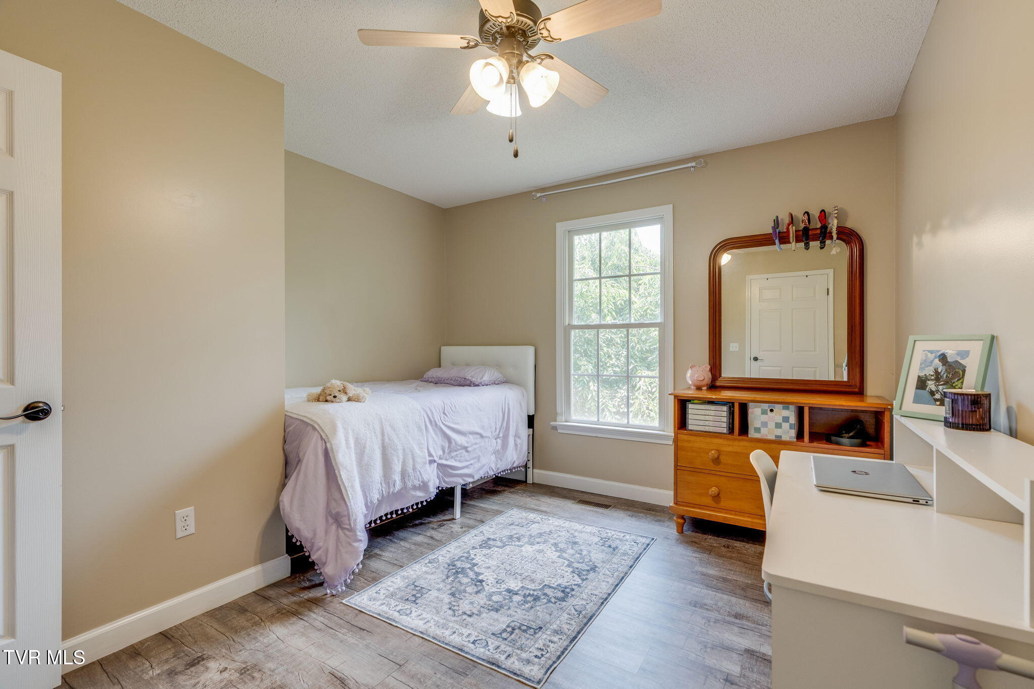 2937 Forest View Road Kingsport, TN 37660 - Photo 20 of 52 021