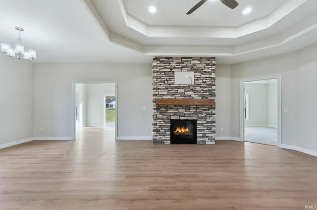 $449,900 | 2002 Bogey Court, Auburn, IN 46706