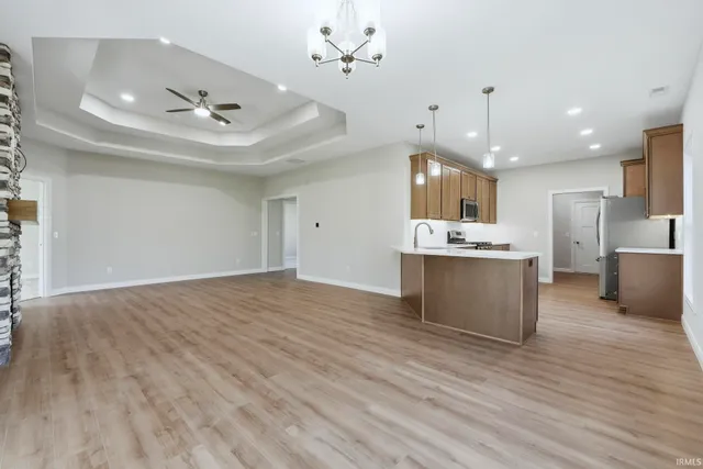 $449,900 | 2002 Bogey Court, Auburn, IN 46706