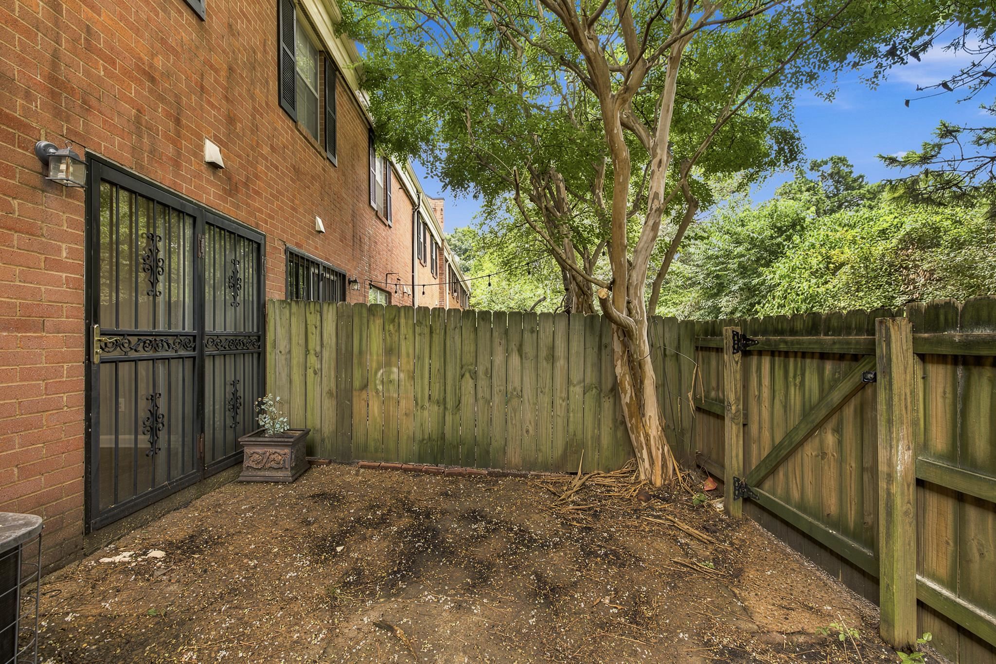 5726 Quince Road, Unit 4 Memphis, TN 38119 - Photo 21 of 26