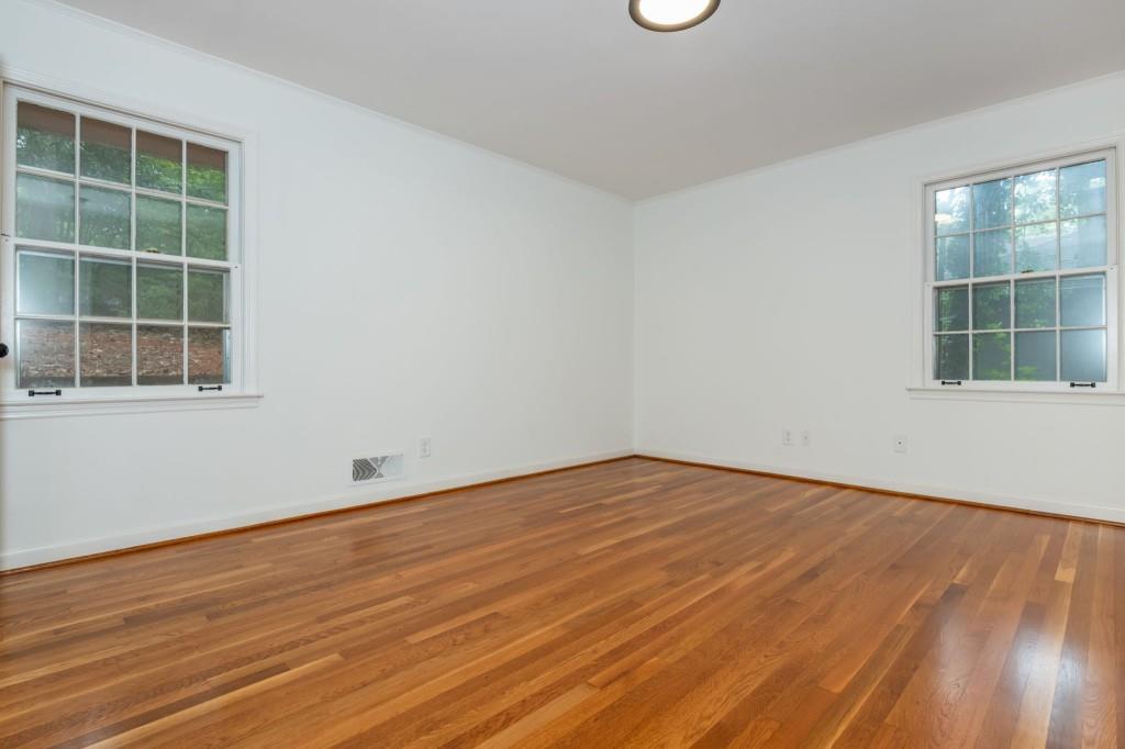 1077 Vistavia Circle Decatur, GA 30033 - Photo 18 of 32