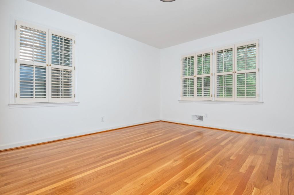 1077 Vistavia Circle Decatur, GA 30033 - Photo 21 of 32