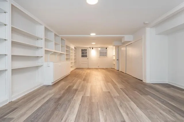 $689,900 | 1077 Vistavia Circle, Decatur, GA 30033