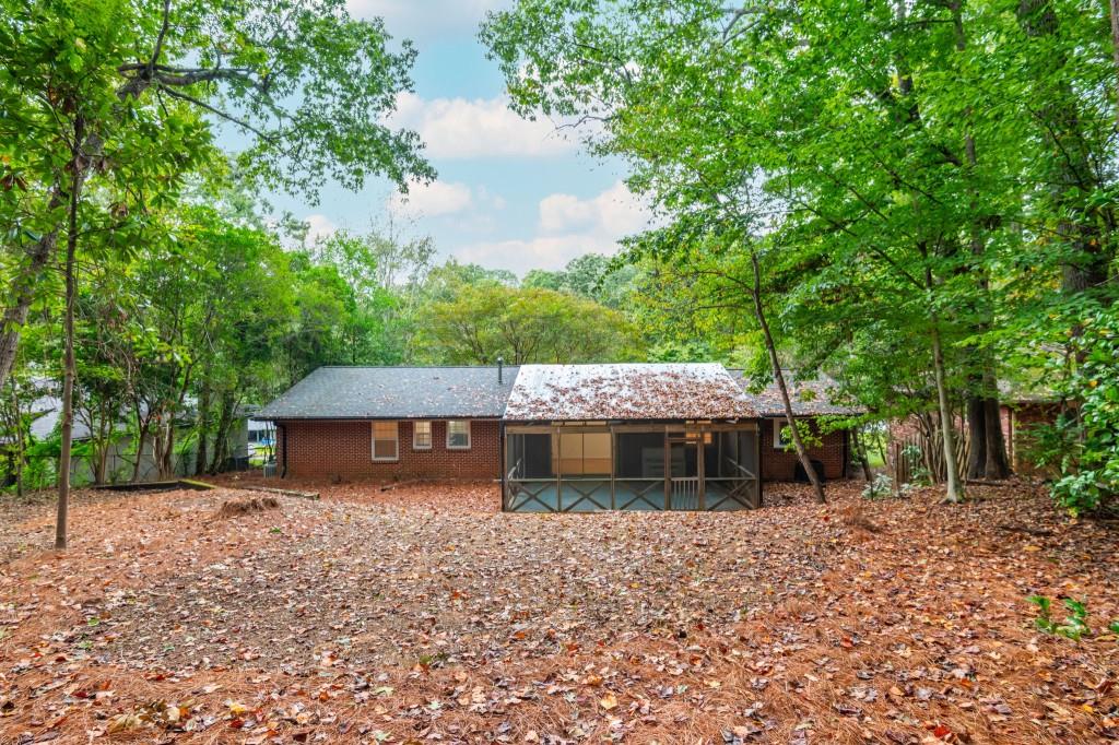 1077 Vistavia Circle Decatur, GA 30033 - Photo 32 of 32