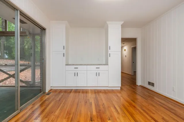 $689,900 | 1077 Vistavia Circle, Decatur, GA 30033