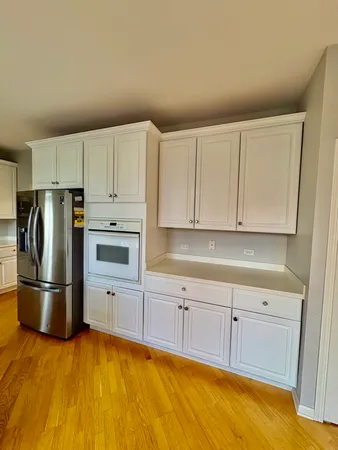 $589,900 | 30 Beaconsfield Court, Unit 30, Lincolnshire, IL 60069