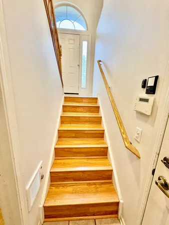 $589,900 | 30 Beaconsfield Court, Unit 30, Lincolnshire, IL 60069
