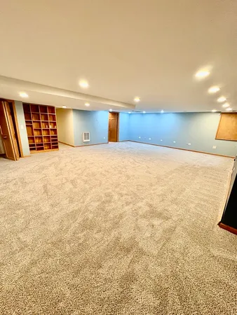 $589,900 | 30 Beaconsfield Court, Unit 30, Lincolnshire, IL 60069