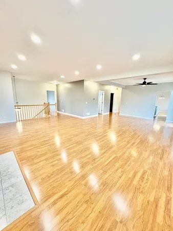 $589,900 | 30 Beaconsfield Court, Unit 30, Lincolnshire, IL 60069