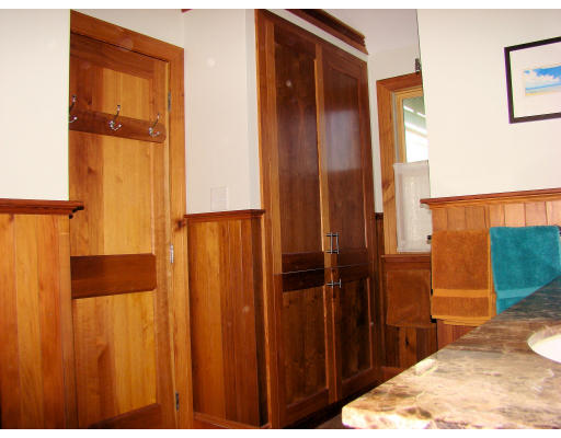 231 Manthorne Road Boston, MA 02132 - Photo 6 of 11 Gallery Image 6