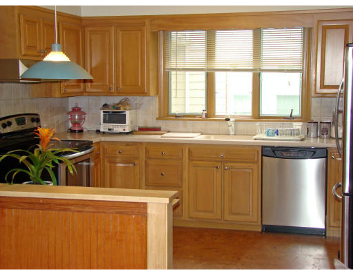 231 Manthorne Road Boston, MA 02132 - Photo 10 of 11 Gallery Image 10