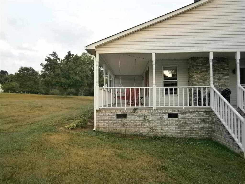 729 Cherokee Road Pelzer, SC 29669 - Photo 3 of 23