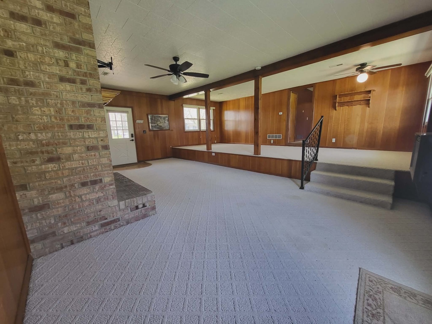 405 South Grove Street Colfax, IL 61728 - Photo 10 of 12
