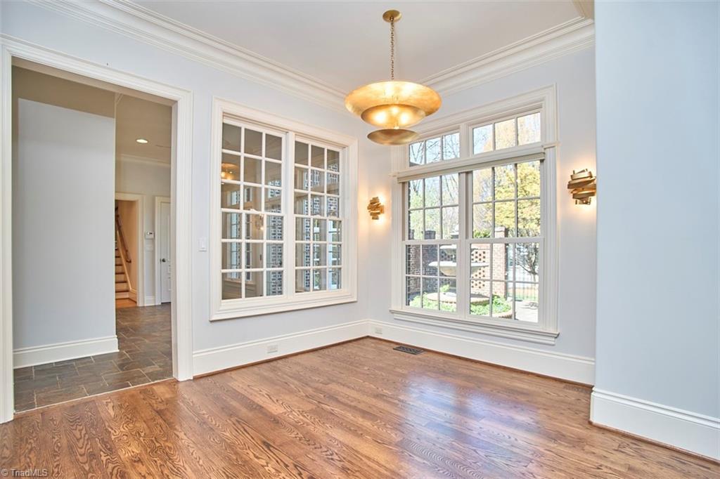 540 Stratford Road Northwest Winston-Salem, NC 27104 - Photo 14 of 35