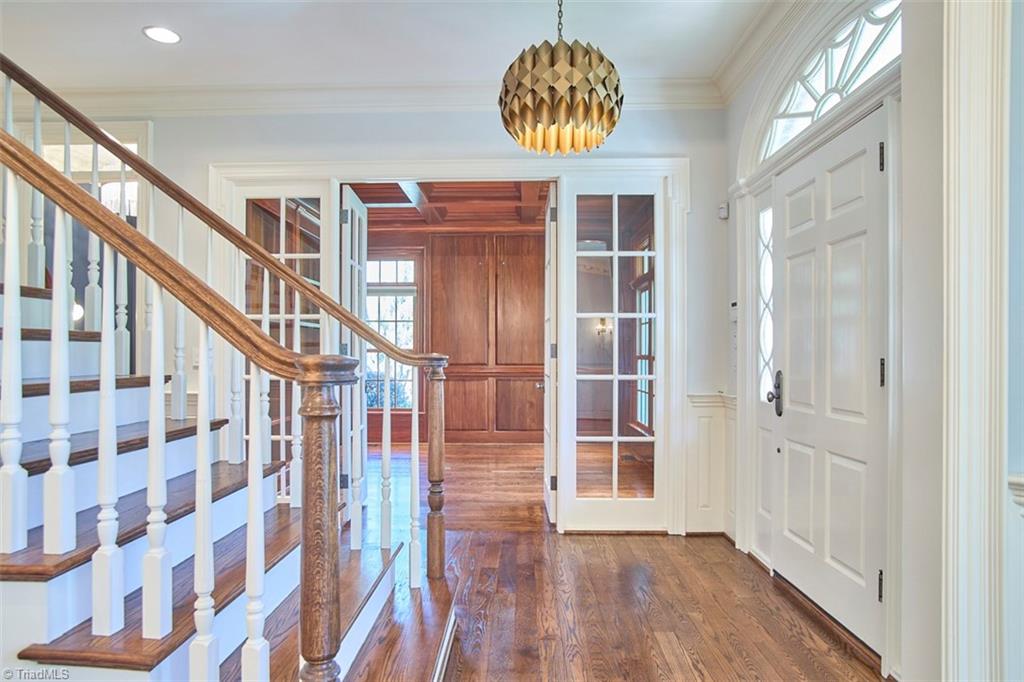 540 Stratford Road Northwest Winston-Salem, NC 27104 - Photo 4 of 35