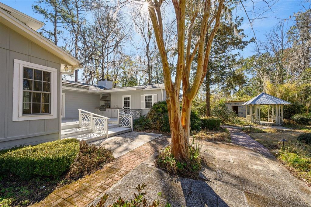 822 Northwest 107th Terrace Gainesville, FL 32606 - Photo 40 of 59