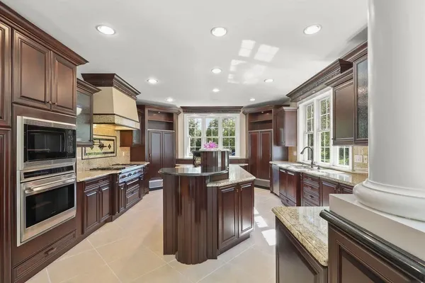 $2,299,900 | 12 Houde Street, North Attleboro, MA 02760