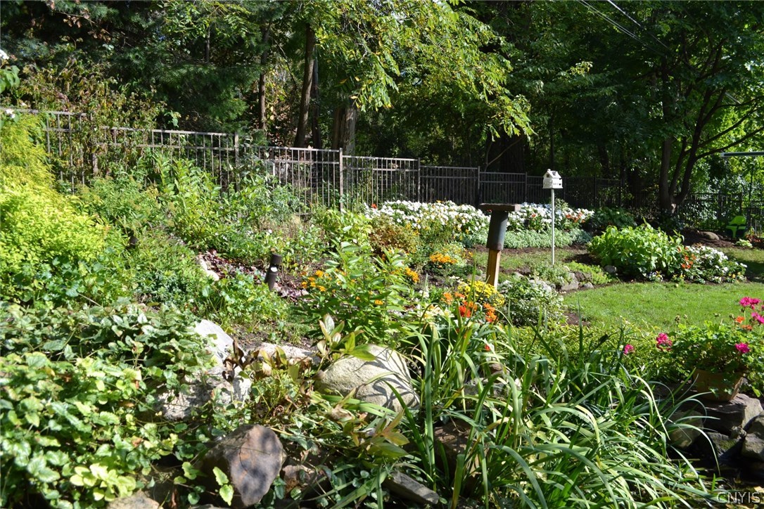 3 Lakeview Circle Skaneateles, NY 13152 - Photo 12 of 28