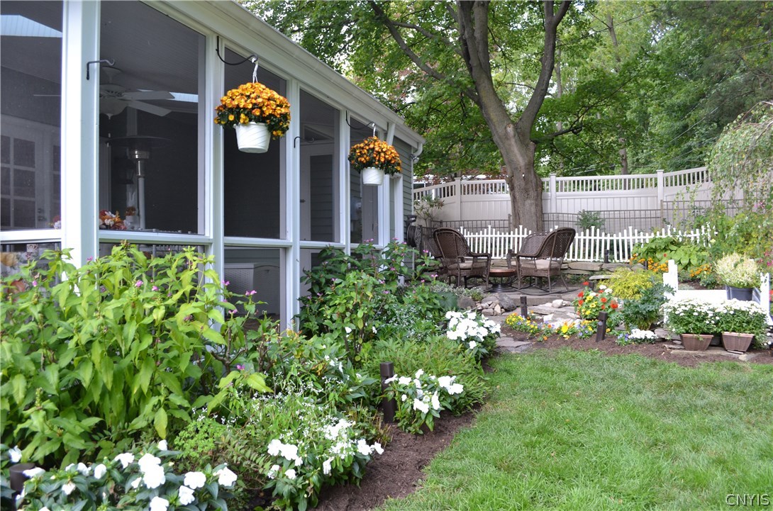 3 Lakeview Circle Skaneateles, NY 13152 - Photo 9 of 28