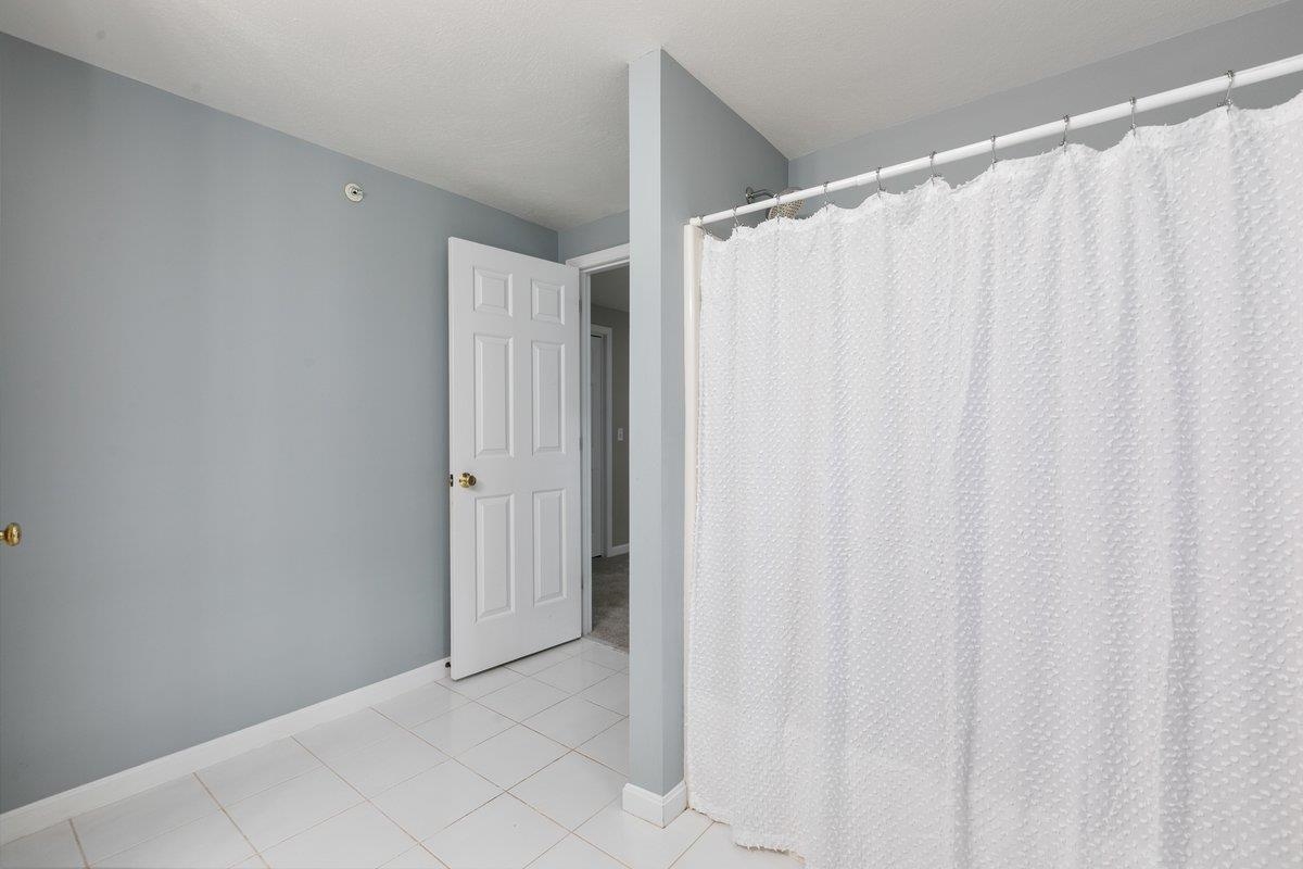 11 Pentucket Court, Unit 11 Atkinson, NH 03811 - Photo 34 of 46