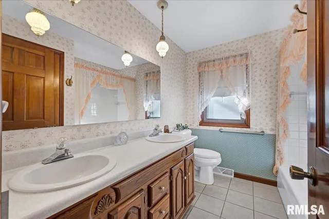 $185,000 | 12125 Jo Dan Court, Hanna City, IL 61536