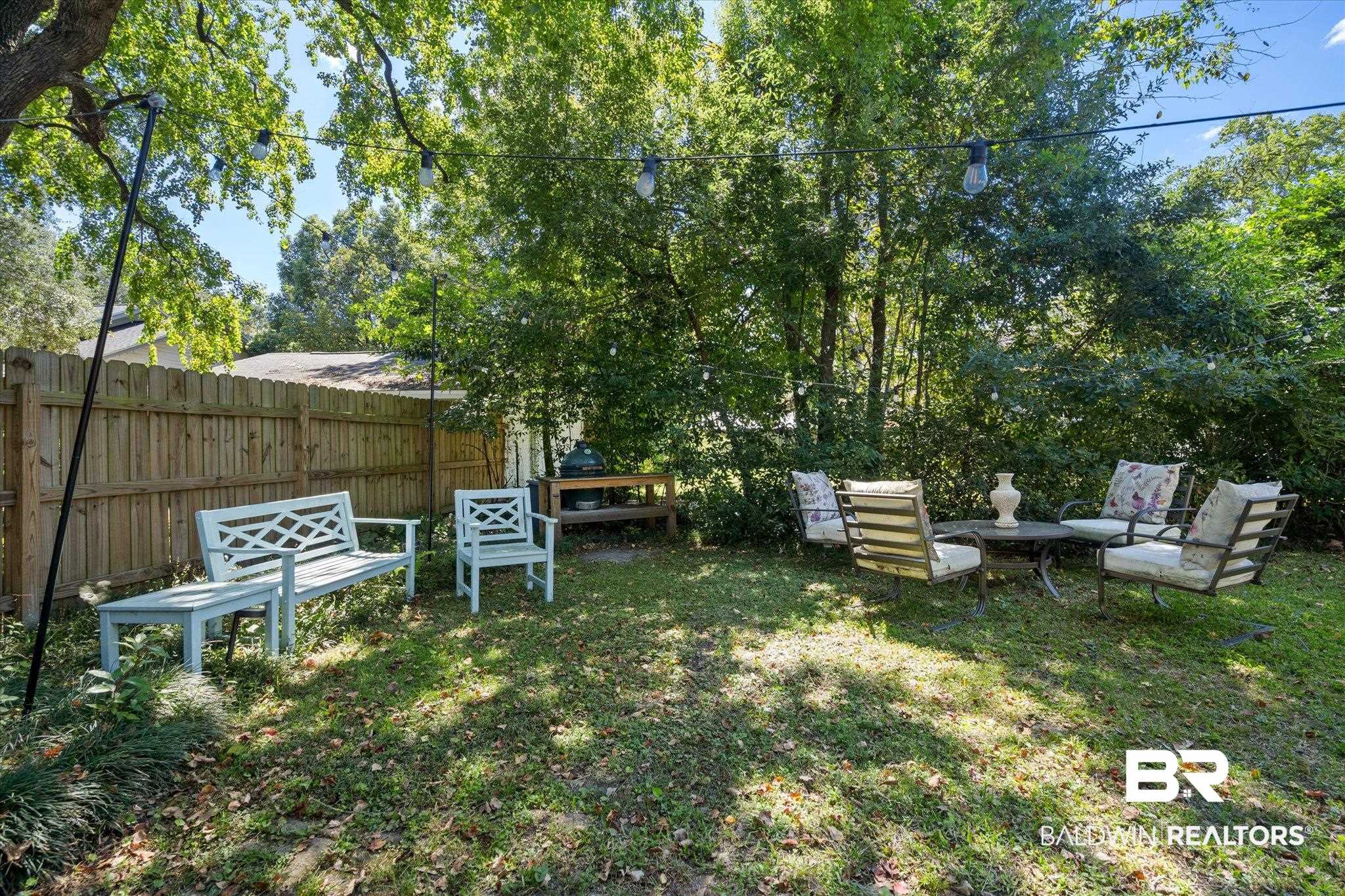 115 Bienville Avenue Mobile, AL 36606 - Photo 16 of 19 View of yard