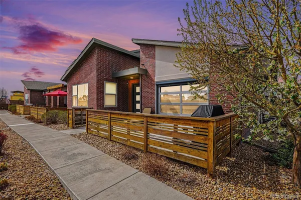 $464,500 | 19596 East Sunset Circle, Centennial, CO 80015