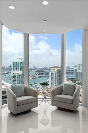 $8,699,000 | 300 South Pointe Drive, Unit 3405, Miami Beach, FL 33139