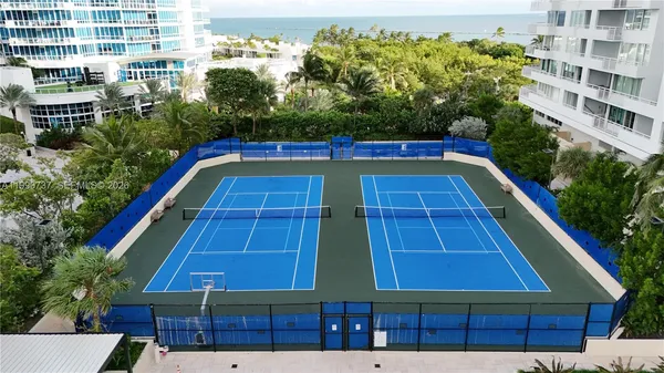 $8,699,000 | 300 South Pointe Drive, Unit 3405, Miami Beach, FL 33139