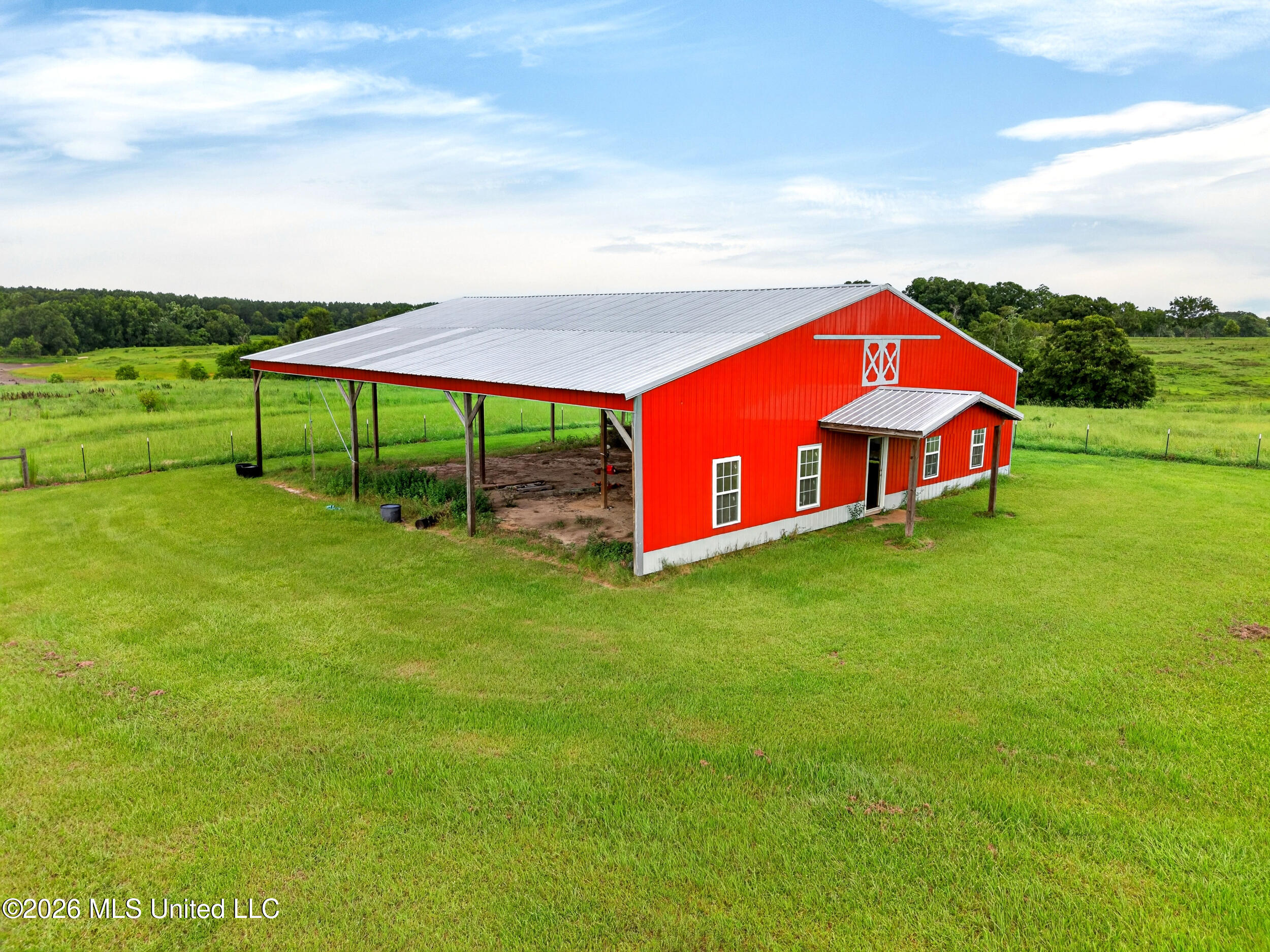 16 D O Stanford Road Poplarville, MS 39470 - Photo 42 of 48 57_barn2