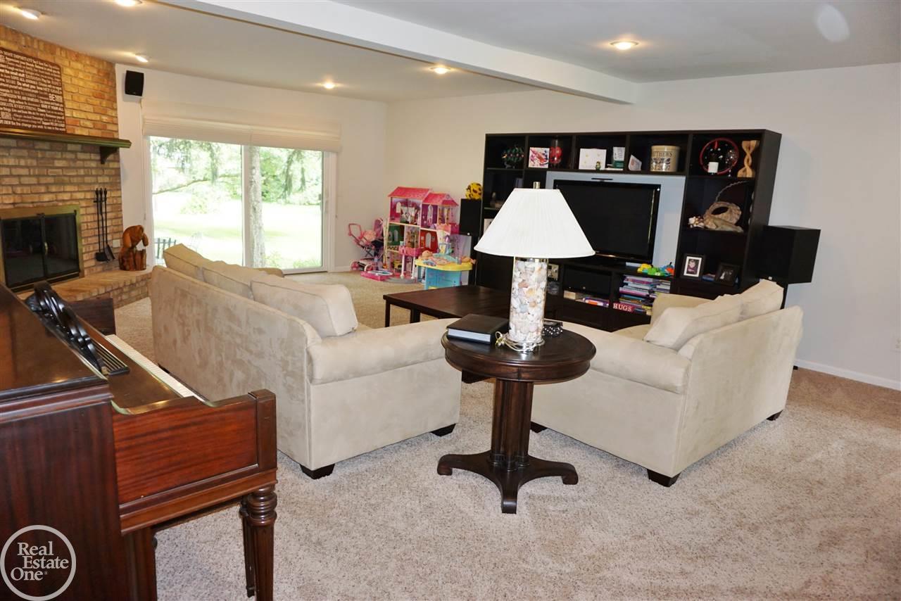 360 Donegal Drive Rochester Hills, MI 48309 - Photo 11 of 21