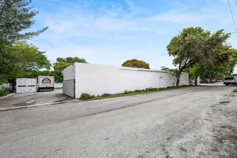 $6,499,000 | 301 Northeast 1st Street, Delray Beach, FL 33483