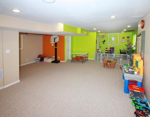 13523 Marigold Road Plainfield, IL 60544 - Photo 15 of 16 a view of a room with gym equipment