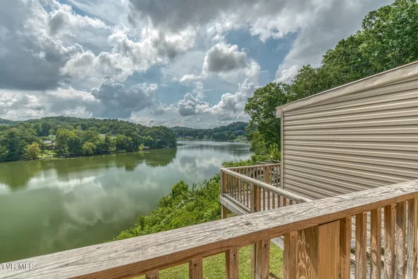 $539,000 | 1458 East Shipley Ferry Road, Kingsport, TN 37663
