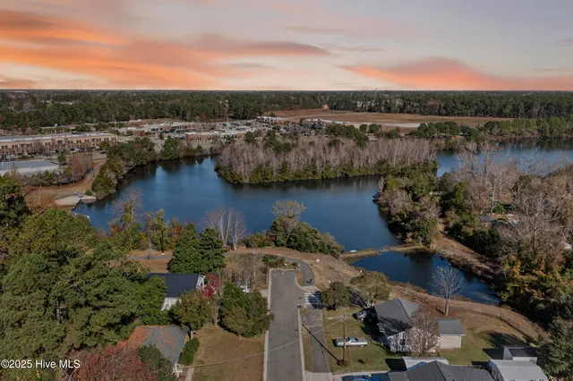 $399,000 | 626 Rosemont Avenue, Wilmington, NC 28403