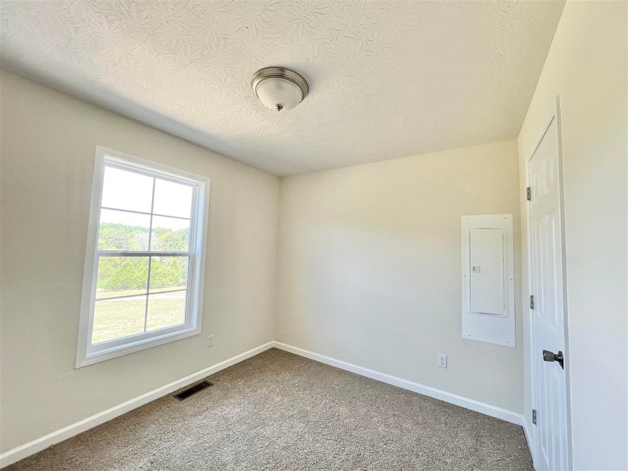 190 Lindsey Hollow Road Roundhill, KY 42275 - Photo 12 of 16 Gallery Image 12