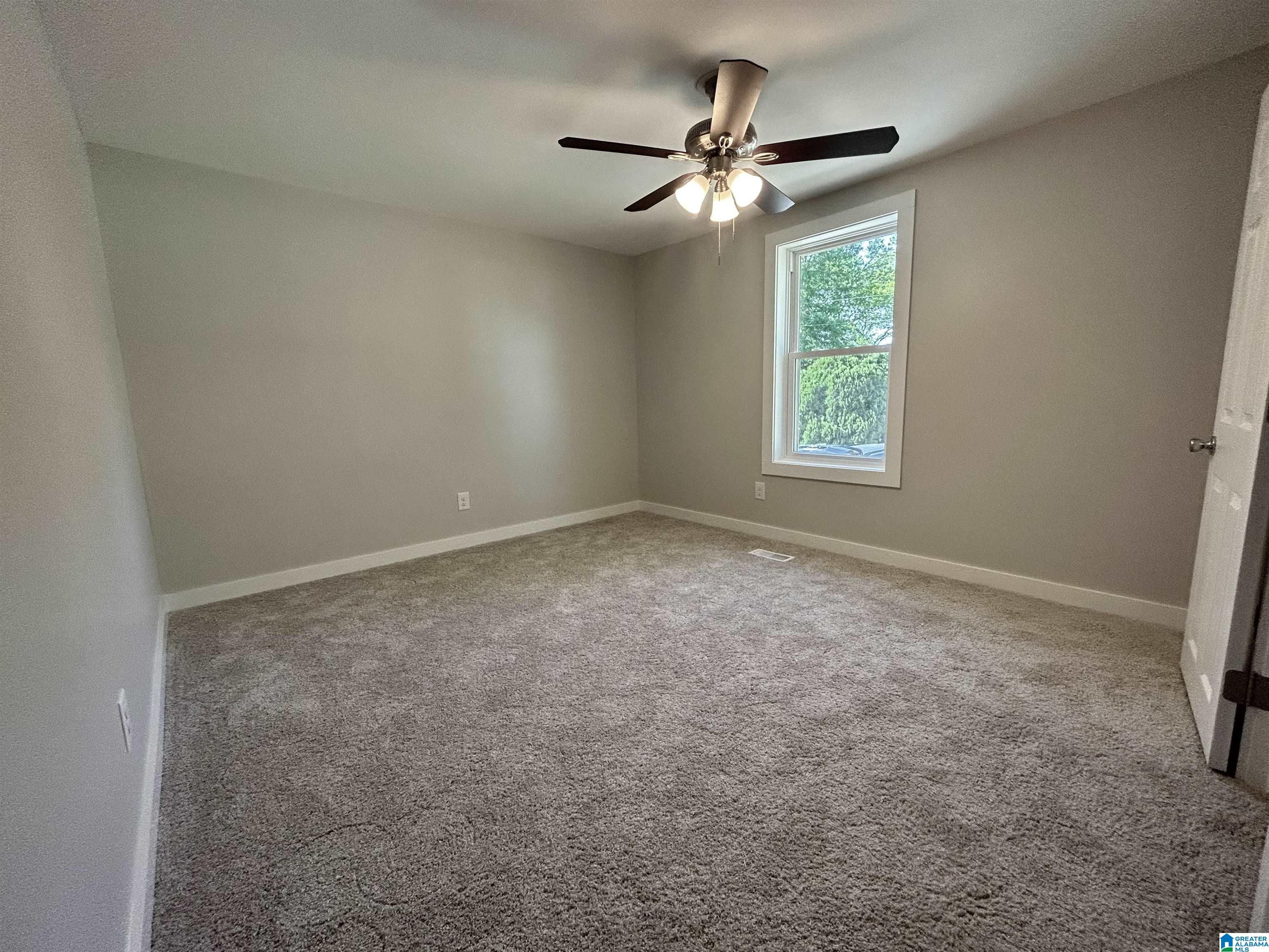 786 Merlin Drive Calera, AL 35040 - Photo 8 of 31