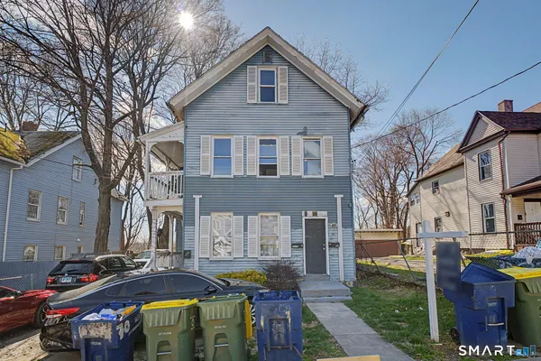 $1,395 | 23 Beacon Street, Unit 2, Waterbury, CT 06704