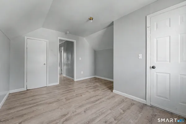 $1,395 | 23 Beacon Street, Unit 2, Waterbury, CT 06704