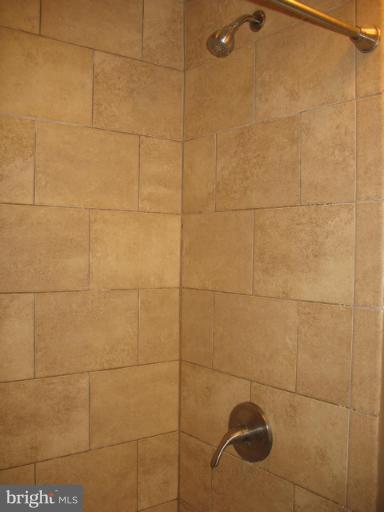 1663 Preston Road, Unit 95216 Alexandria, VA 22302 - Photo 12 of 18 Bath