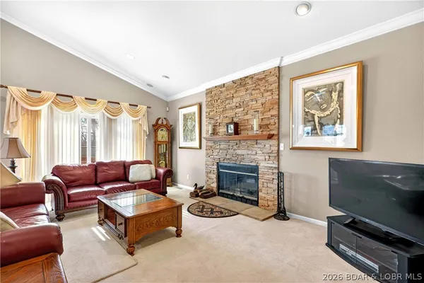 $639,900 | 6835 St Tropez Circle, Osage Beach, MO 65065
