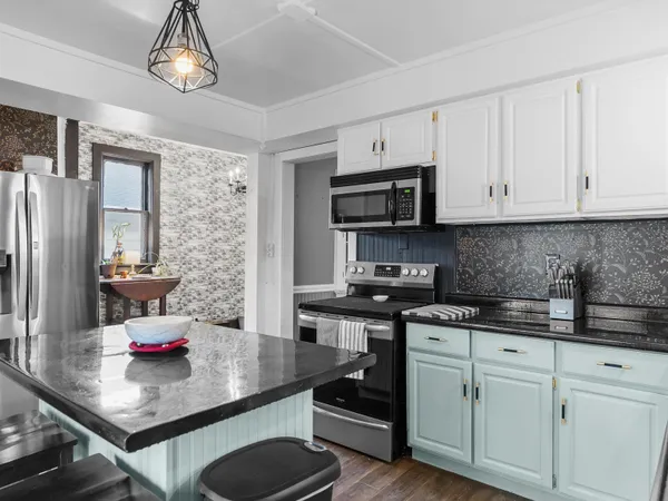 $235,000 | 1610 South 11th Street, Sheboygan, WI 53081